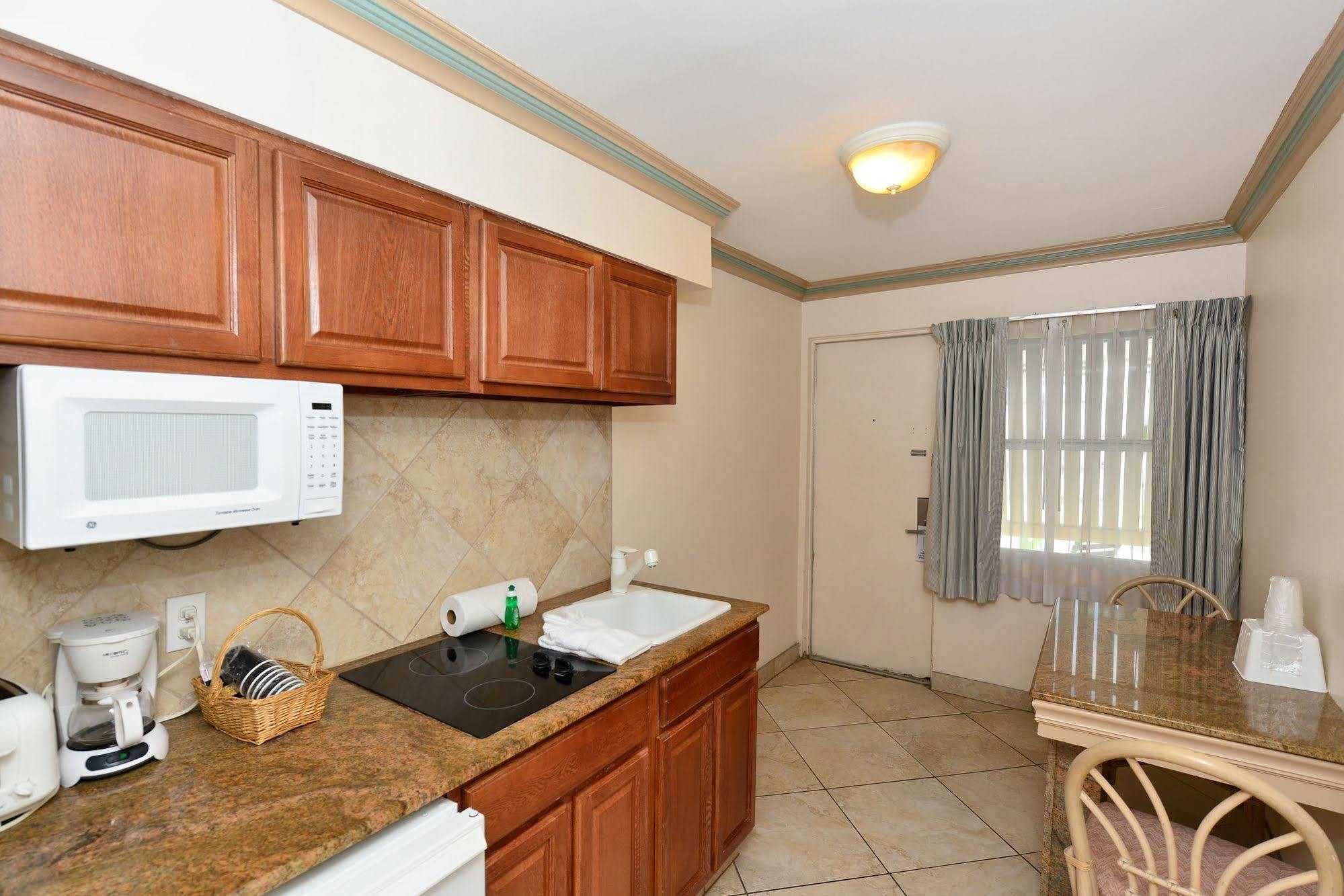 Siesta Key Beach Resort And Suites Sarasota Ngoại thất bức ảnh